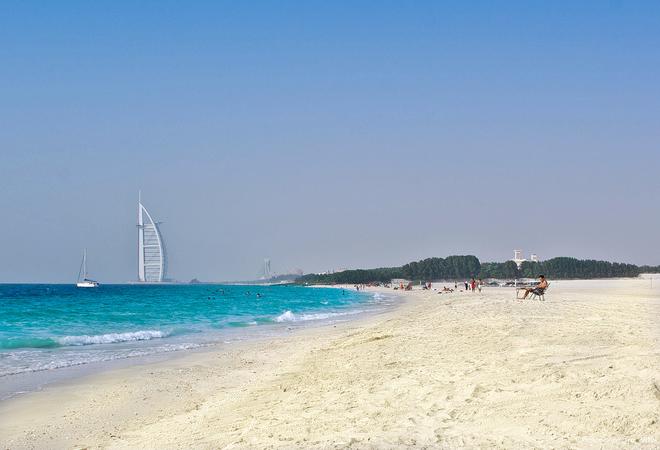 Black Palace Peach Dubai