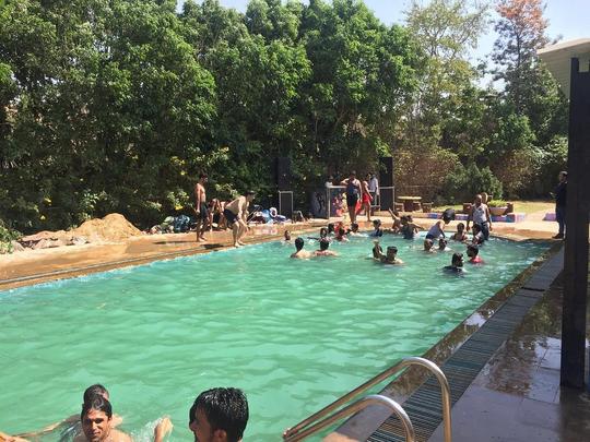 Day Out at Awesome Farms & Resorts Image