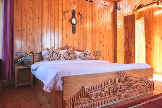 Luxury Panoramic Himalayan Treehouse Stay Image