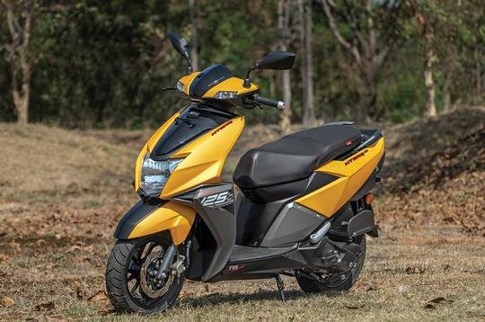 Scooty Rental in Vadodara Image