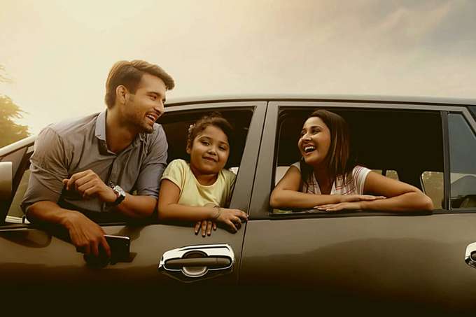 Sightseeing in sedan or SUV