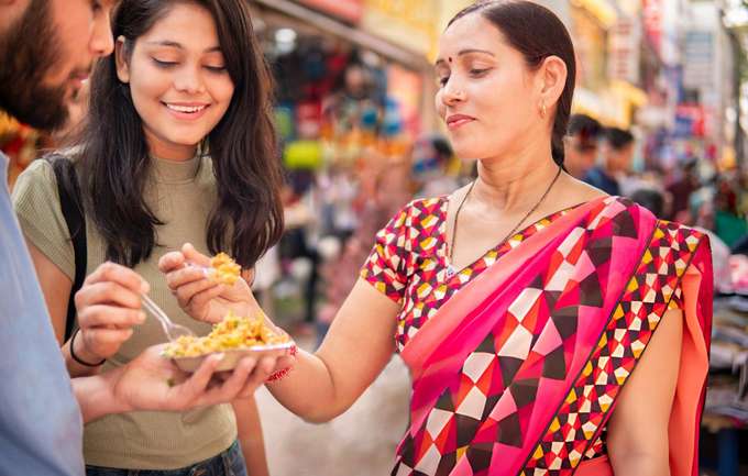 Embark on a flavour-packed journey through Mumbai’s top street food hotspots