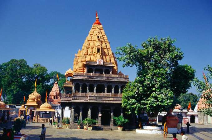 Explore Mahakaleshwar Temple & more on a 10-hour Ujjain tour