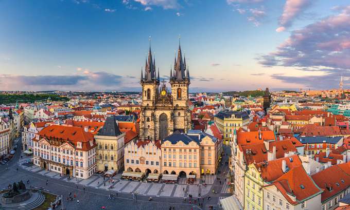 8 Days Sightseeing Tour of Central Europe