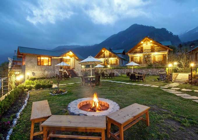 Larisa Resort, Manali | Luxury Staycation Deal