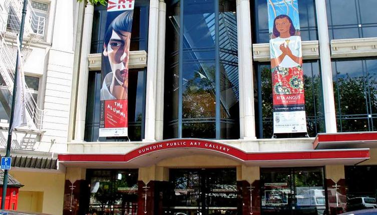 Dunedin Public Art Gallery