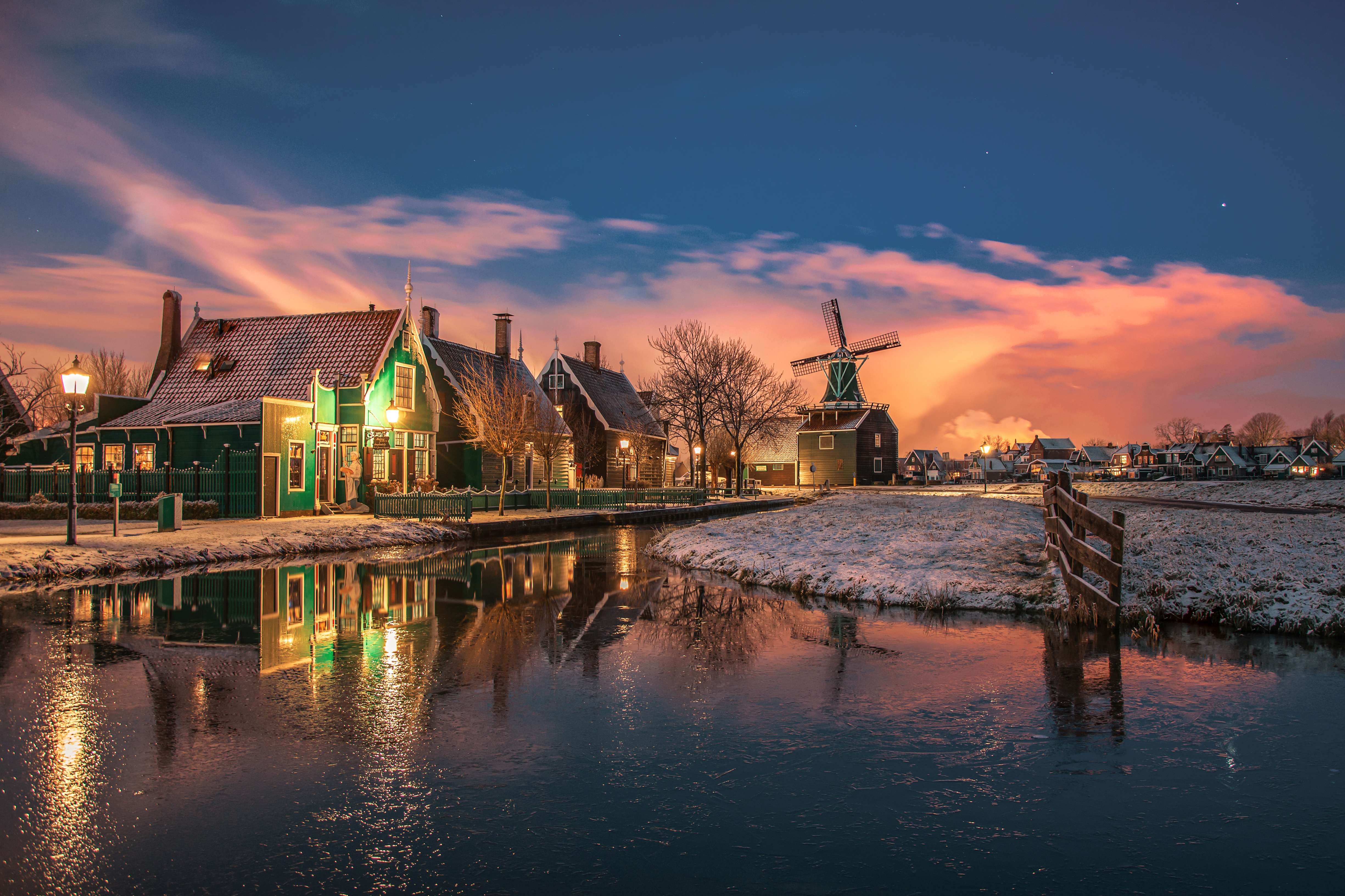 France Belgium Netherlands with FREE Paris City Monuments Excursion