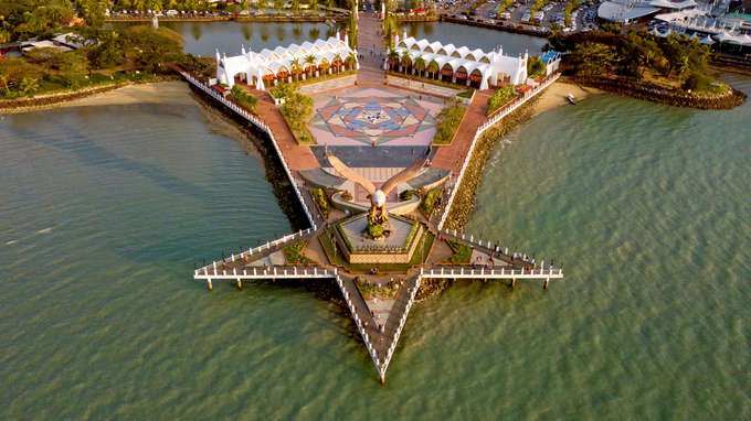 Eagle Square, Langkawi