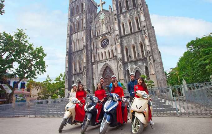 Hanoi Motorbike Tour