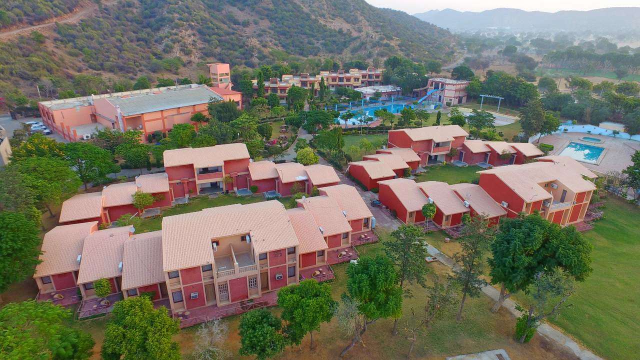 Sunrise Health Resort, Jaipur | Luxury Staycation Deal
