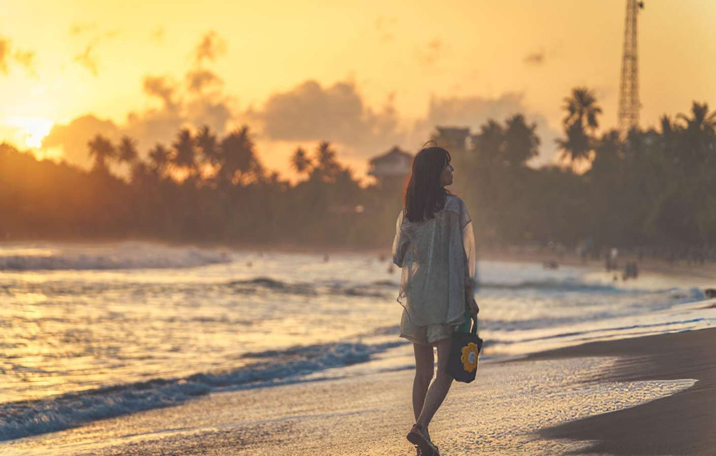 Fztbihmdtxt7567o2r97kinbnjzi mirissa%20beach gallery 1