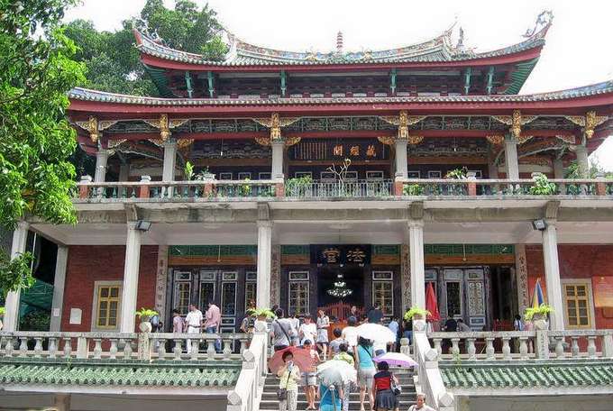 10 Days Tour of Lhasa to Mount Everest Basecamp