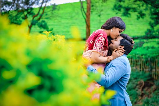 Romantic Couple Photoshoot in Panchgani Image