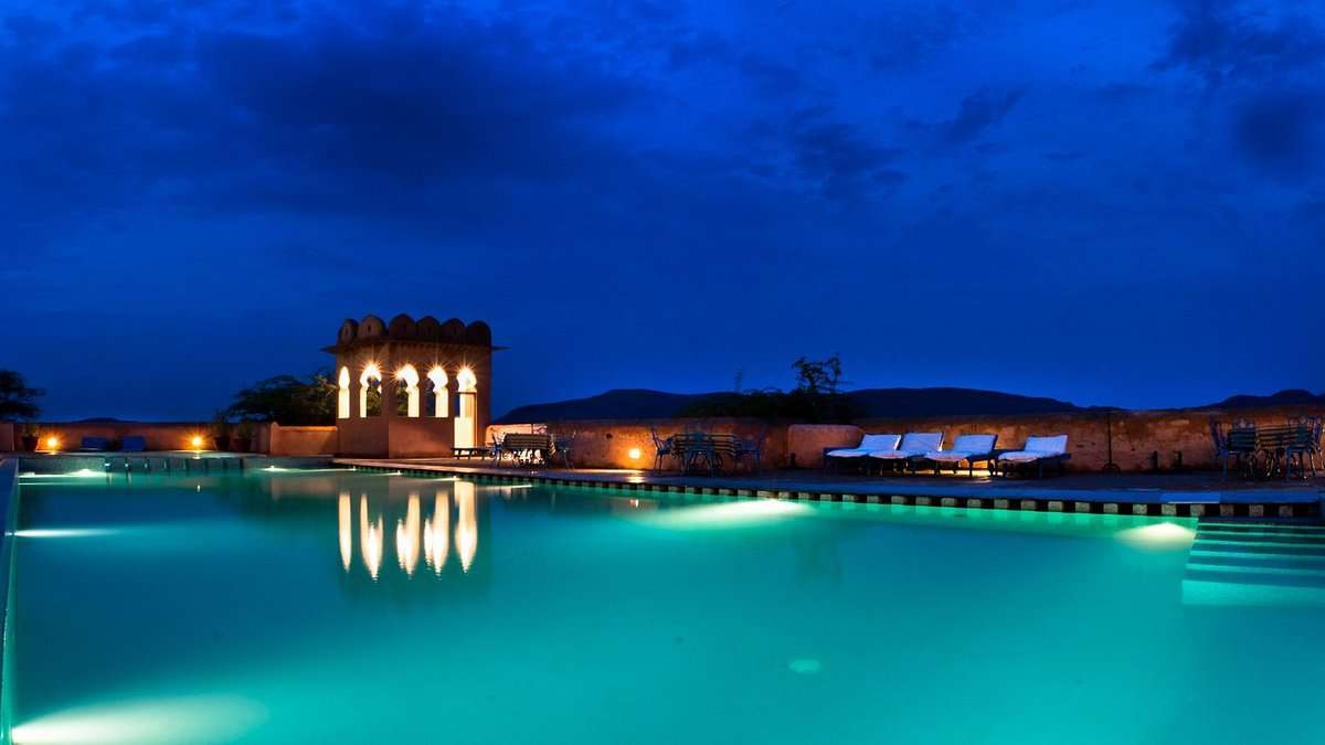 Neemrana Hill Fort Image