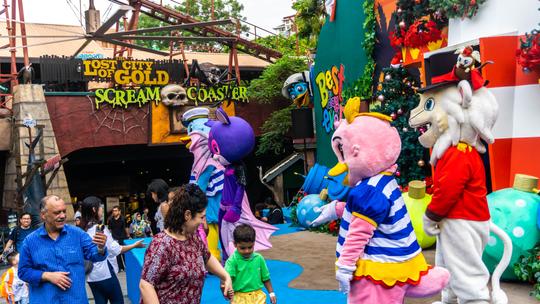 Sunway Lagoon Entry Tickets with Transfersx Image