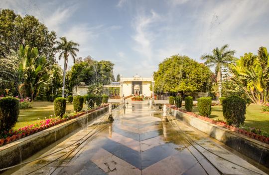 Half-Day Sightseeing Tour of Udaipur Image