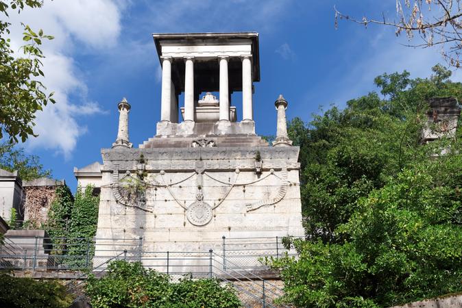 Père Lachaise Cemetery