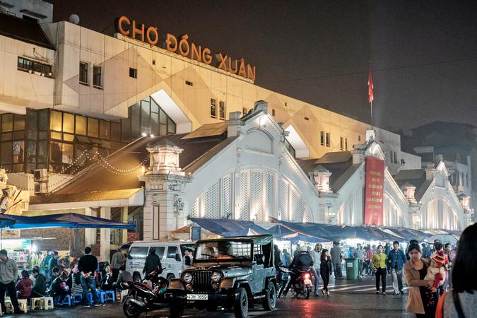 Dong Xuan Market