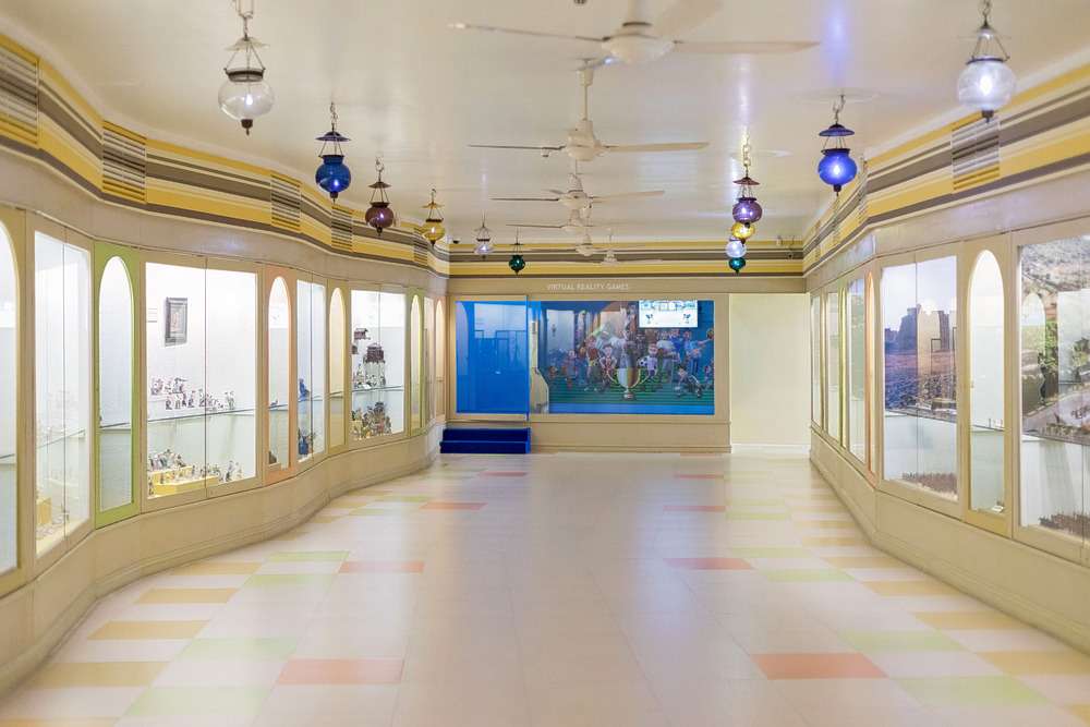 Hyderabad Tour Package From Mumbai Image