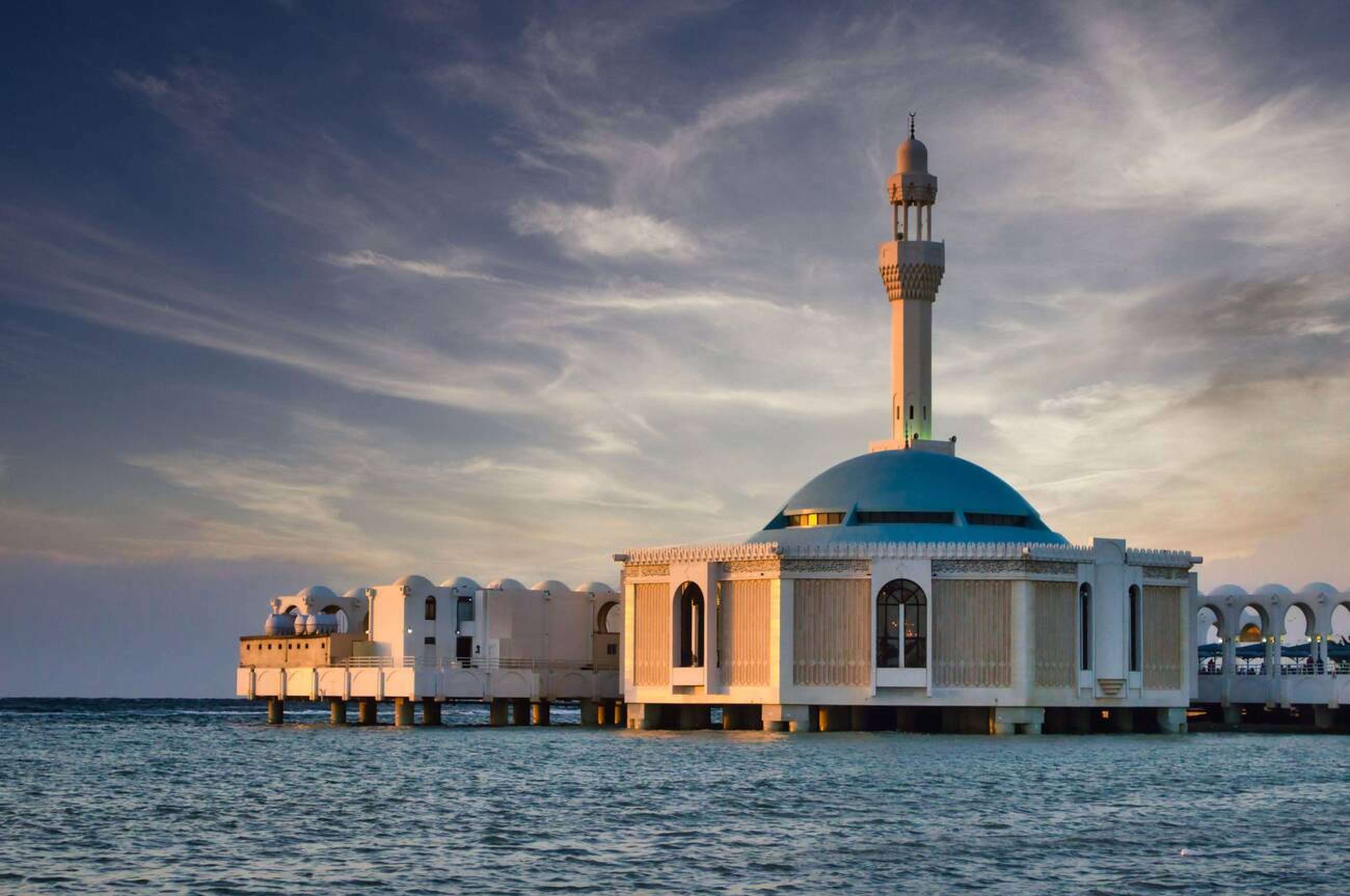 Marvel at the stunning beauty of Al-Rahma Mosque