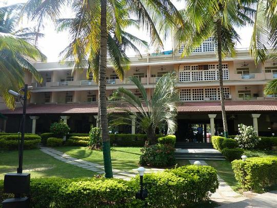 Royal Orchid Resort & Convention Centre, Bangalore Image