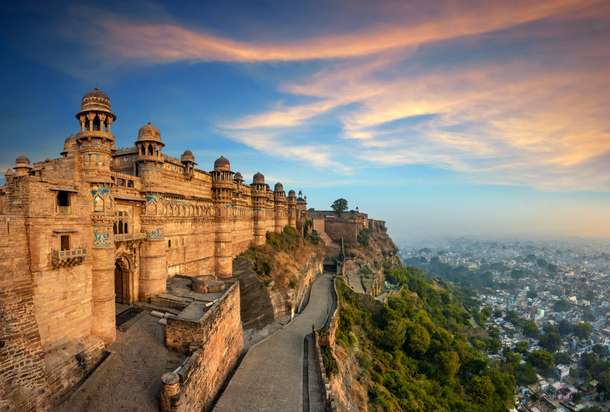 Visit the beautiful Gwalior Fort