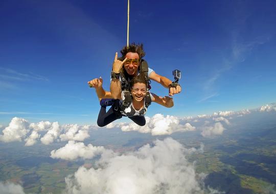 Skydiving in Wollongong Tickets Image