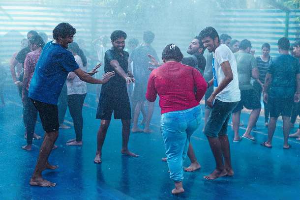 H7a2fdyu7mcvjealg00la95aqb8c rain%20dance