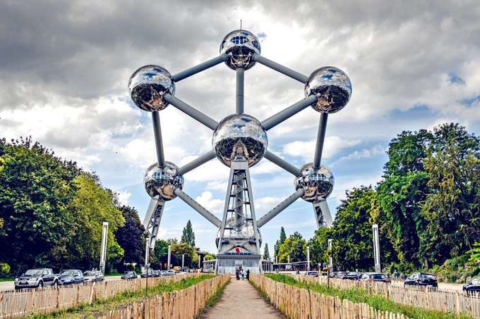 Get magnificent view of the beautiful Belgian city from the 335-foot-tall giant iron crystal