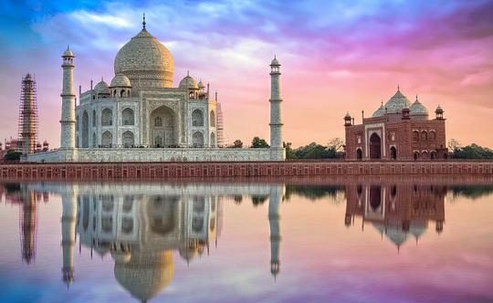 Delhi to Agra Tour Package One Day by Bus Image