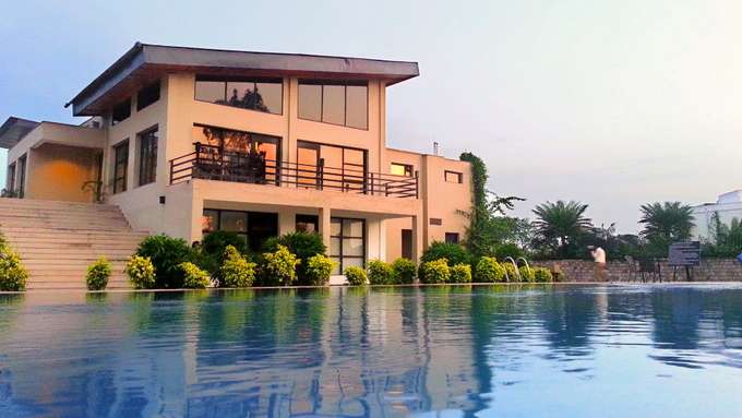 The Golden Tusk, Ramnagar | Luxury Staycation Deal