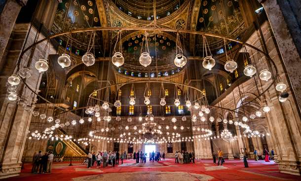 Hlcv98cw511q72utp1oixug3meb2 shutterstock 1058952065