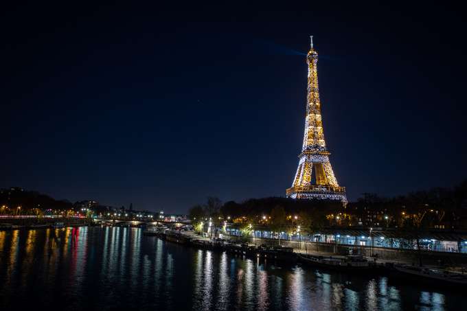 Be mesmerized by the beauty of of the Eiffel Tower