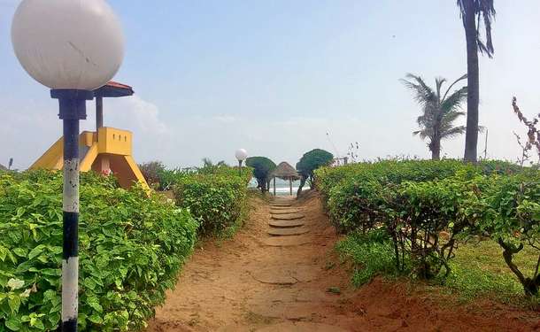 I7estsfg56cpqo9dey0lsodh97fd 1592572031 1586952371 private beach.jpg