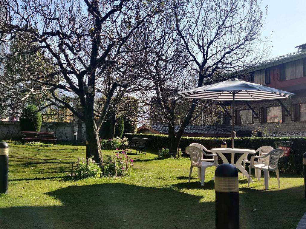 Honeymoon Inn Manali Image