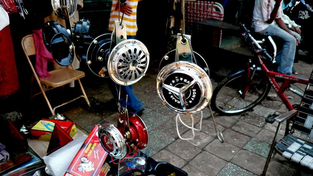 Explore Mumbai By Local Transport: Full Day Tour Image