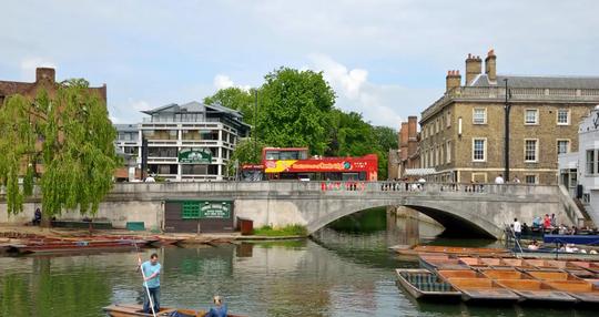 Cambridge Hop on Hop off Bus Image