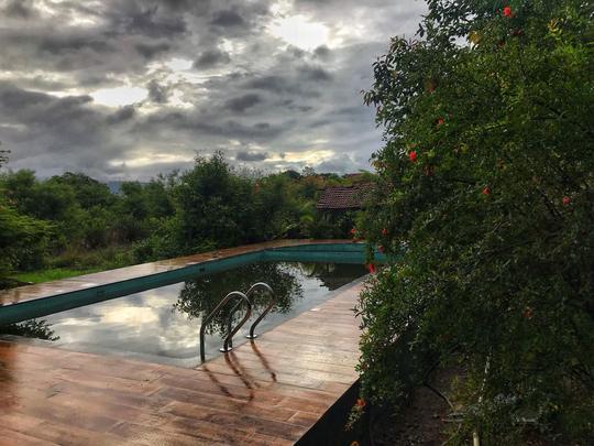 Day Out In The Hills, Pune Image