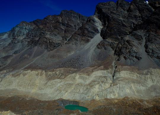 Kalindi Khal Trek Image