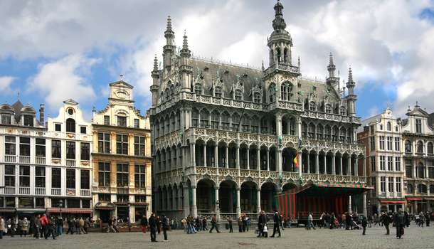 Brussels Walking Tour and Food Tasting