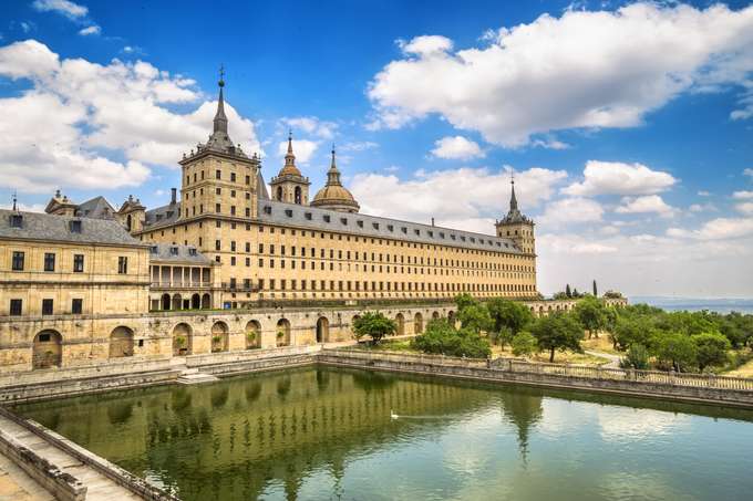 See the beauty of San Lorenzo de El Escorial