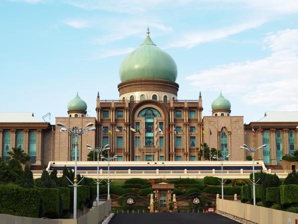 Kompleks Seri Perdana