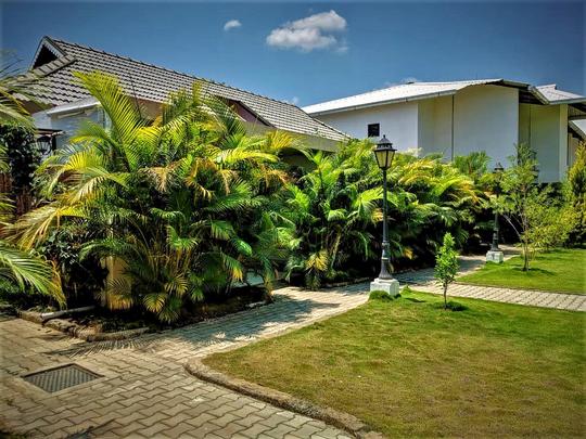 The Yellow Bamboo Resort & Spa Image