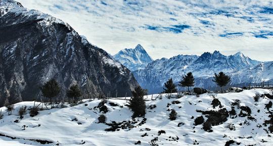 Auli Skiing Tour Image