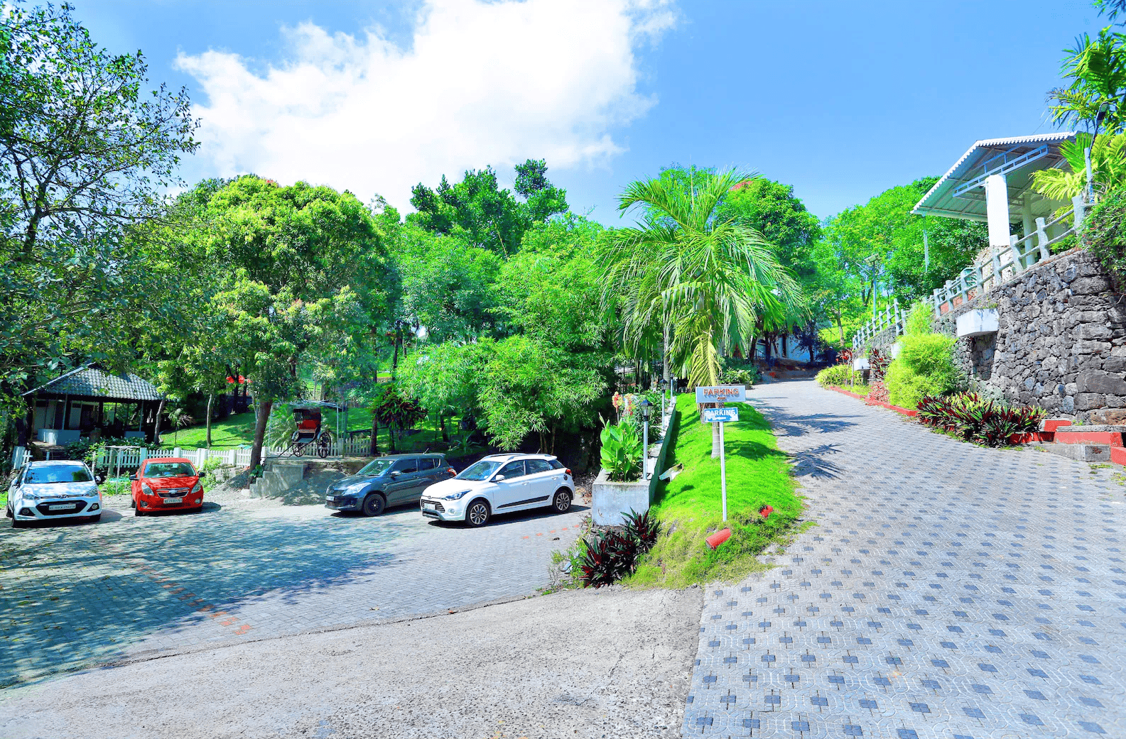 Holiday Vagamon Resort Image