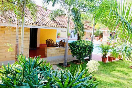 Button Eyes Resort Image