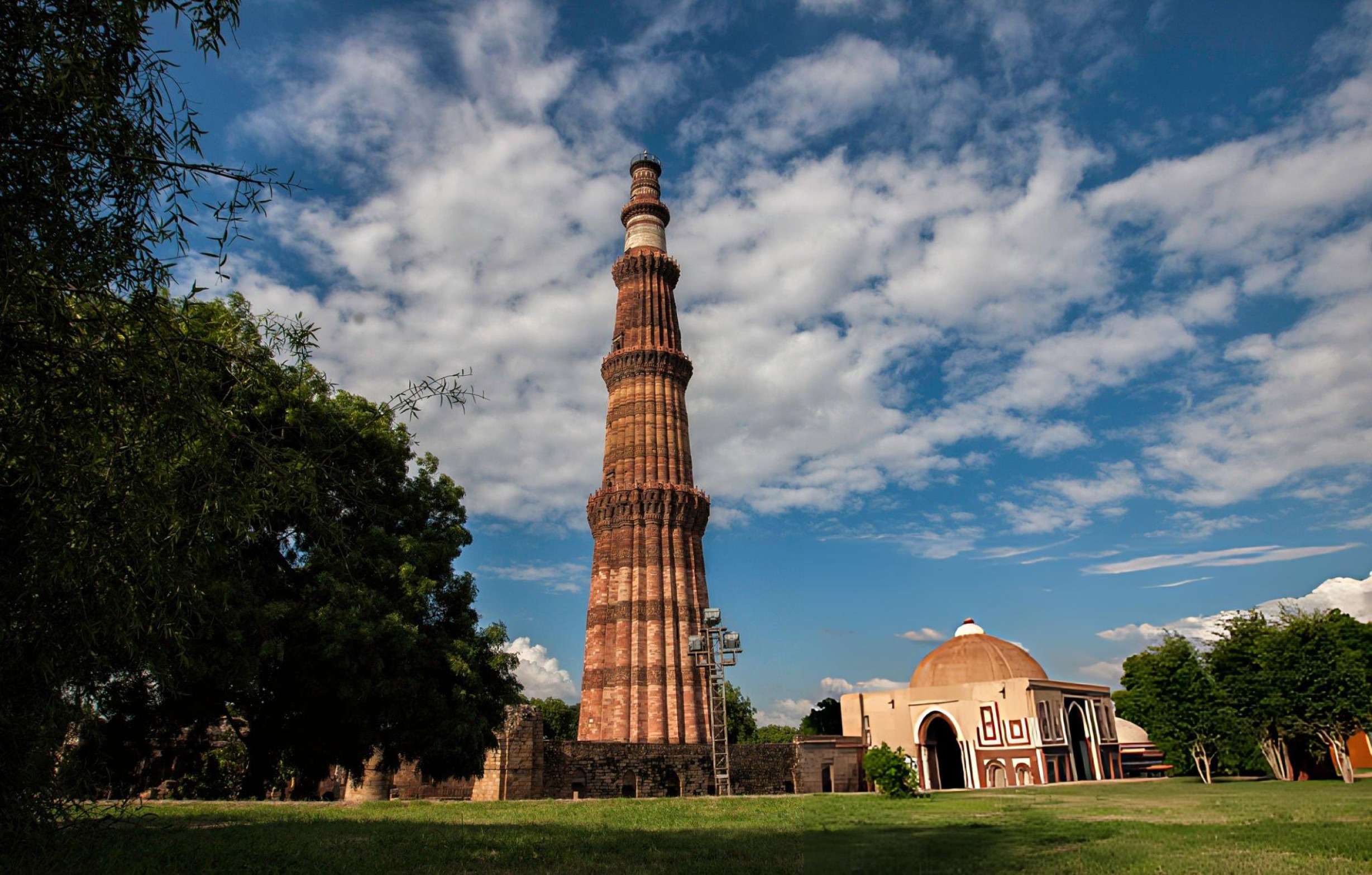 Explore the rich legacy of Qutub Minar and its ruins
