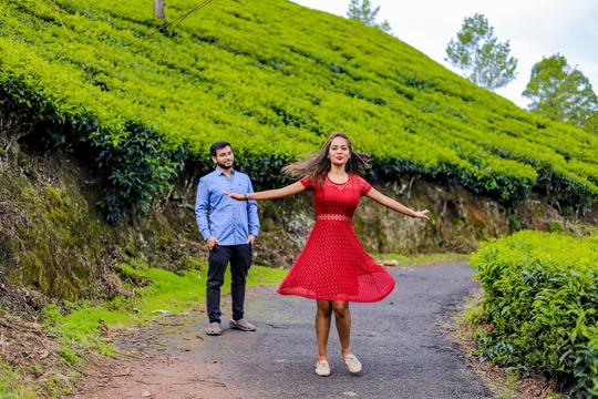 Romantic Couple Photoshoot in Panchgani Image