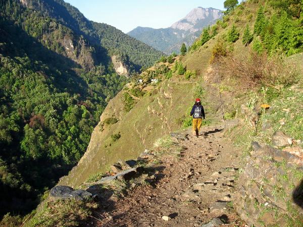 Dodital Hanumanchatti Trek
