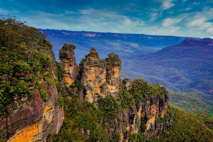 Beautiful Three Sisters Rock Formation, Blue Mountains